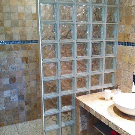 Bellavista à Santa Giulia, Proche De La Et Vue Aparthotel 4*