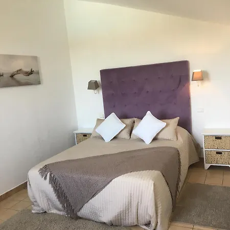 Appart hôtel Bellavista A Santa Giulia, Proche De La Et Vue Porto-Vecchio (Corsica)