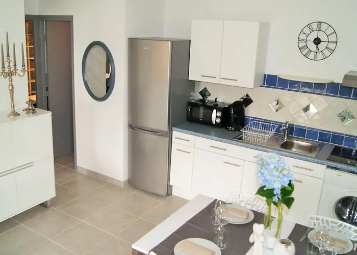 Апарт-отель Bellavista A Santa Giulia, Proche De La Et Vue Порто-Веккьо