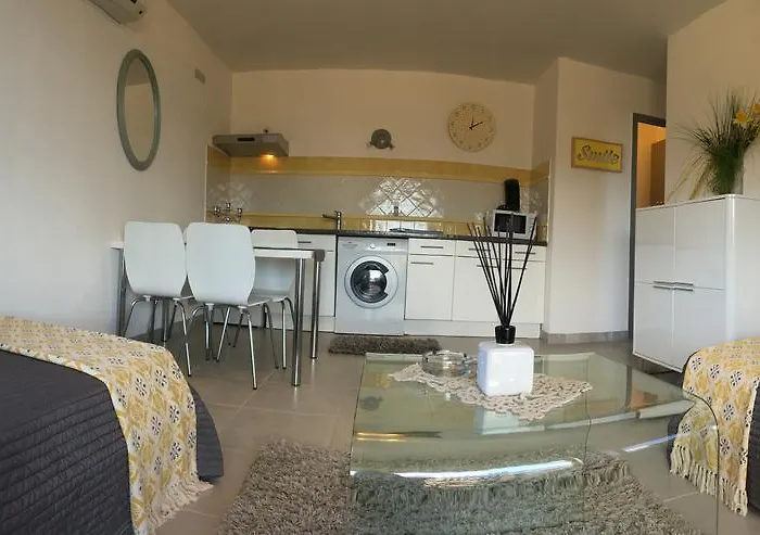 Апарт-отель Bellavista A Santa Giulia, Proche De La Et Vue