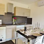 Bellavista A Santa Giulia, Proche De La Et Vue Lejlighedshotel 4*