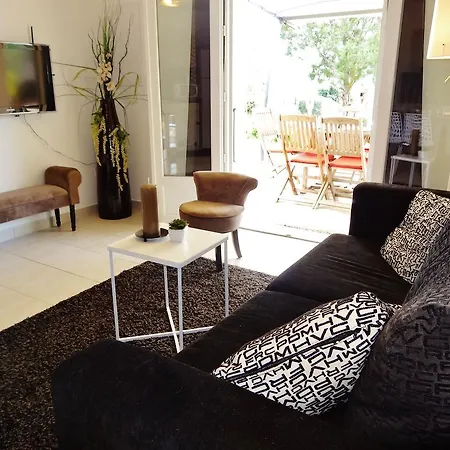 Lägenhetshotell Bellavista A Santa Giulia, Proche De La Et Vue