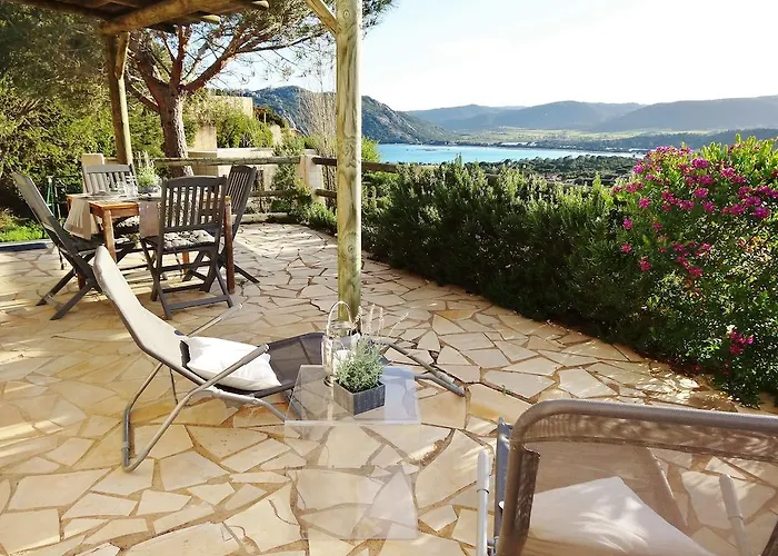 Bellavista à Santa Giulia, Proche De La Et Vue