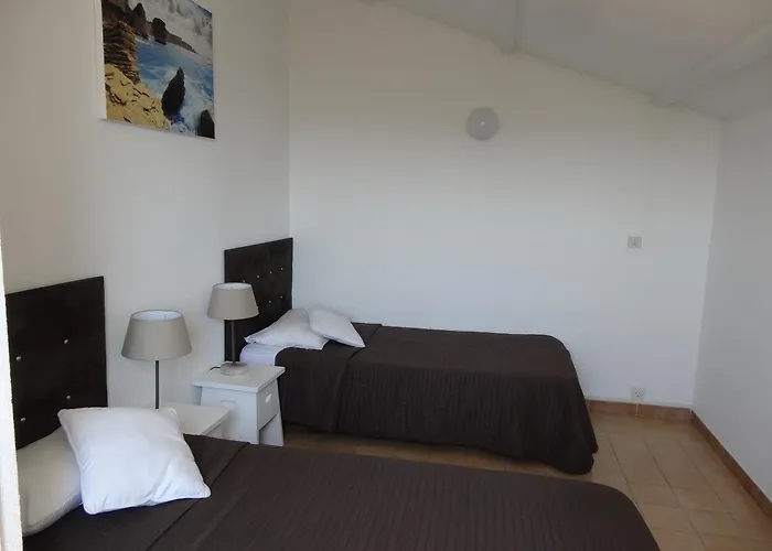 Appart hôtel Bellavista à Santa Giulia, Proche De La Et Vue